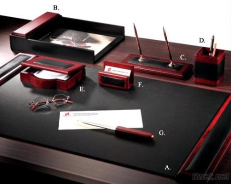 Rose Wood/ Leather 7 - PC Desk Set